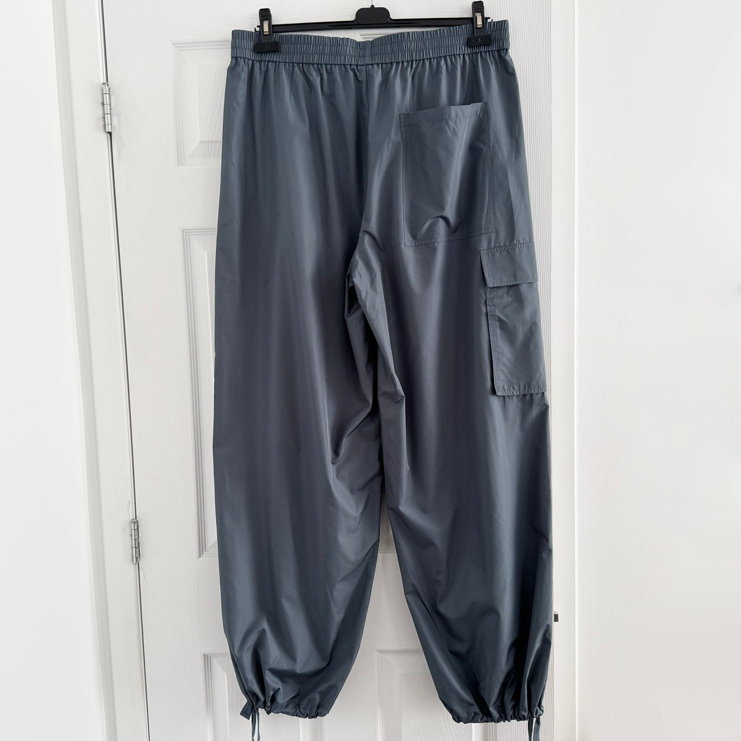 Tibi Italian Sporty Nylon Pull-on Joggers in Blue/Grey, size XL
