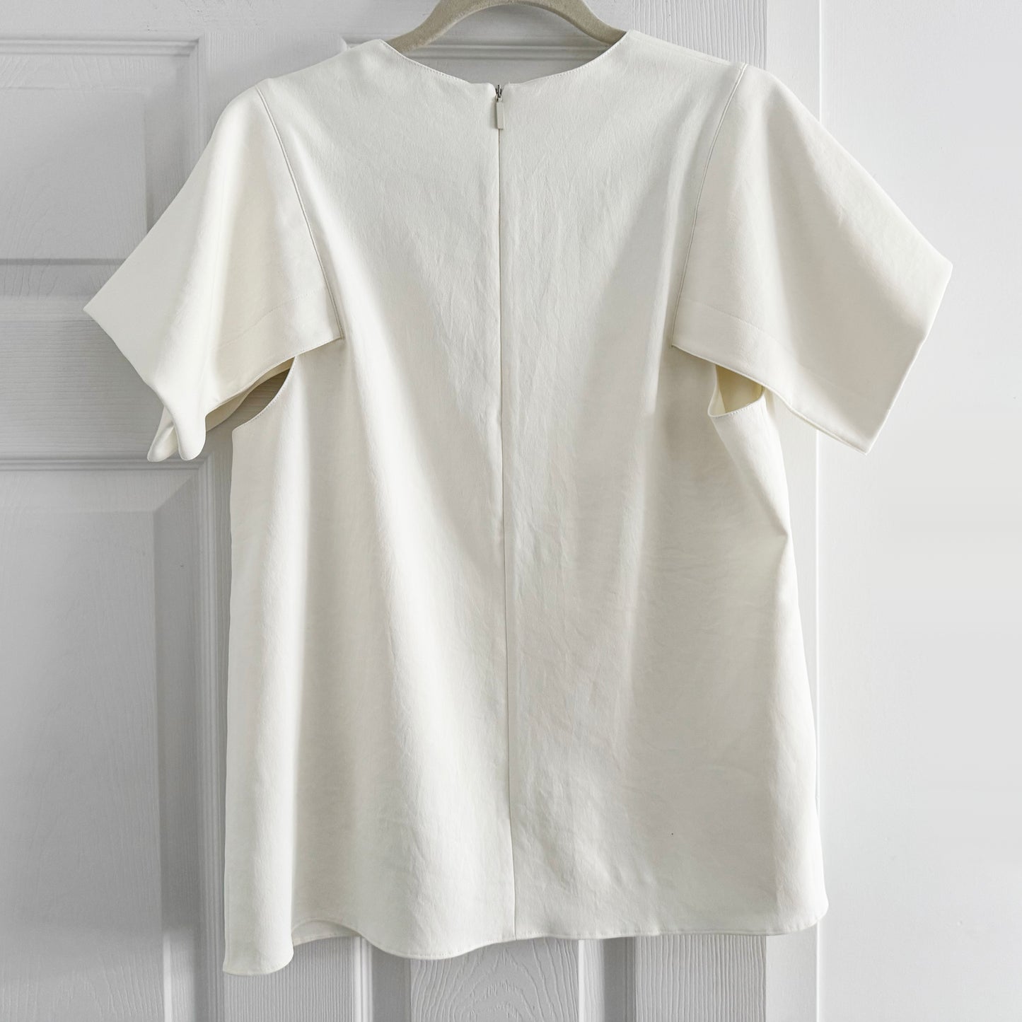 Tibi Chalky Drape V-Neck Top With Folded Sleeve in White, size 12