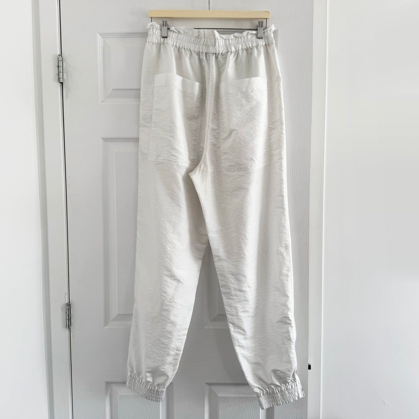 Tibi Sporty Nylon Paperbag Waist Pant in White, size Large