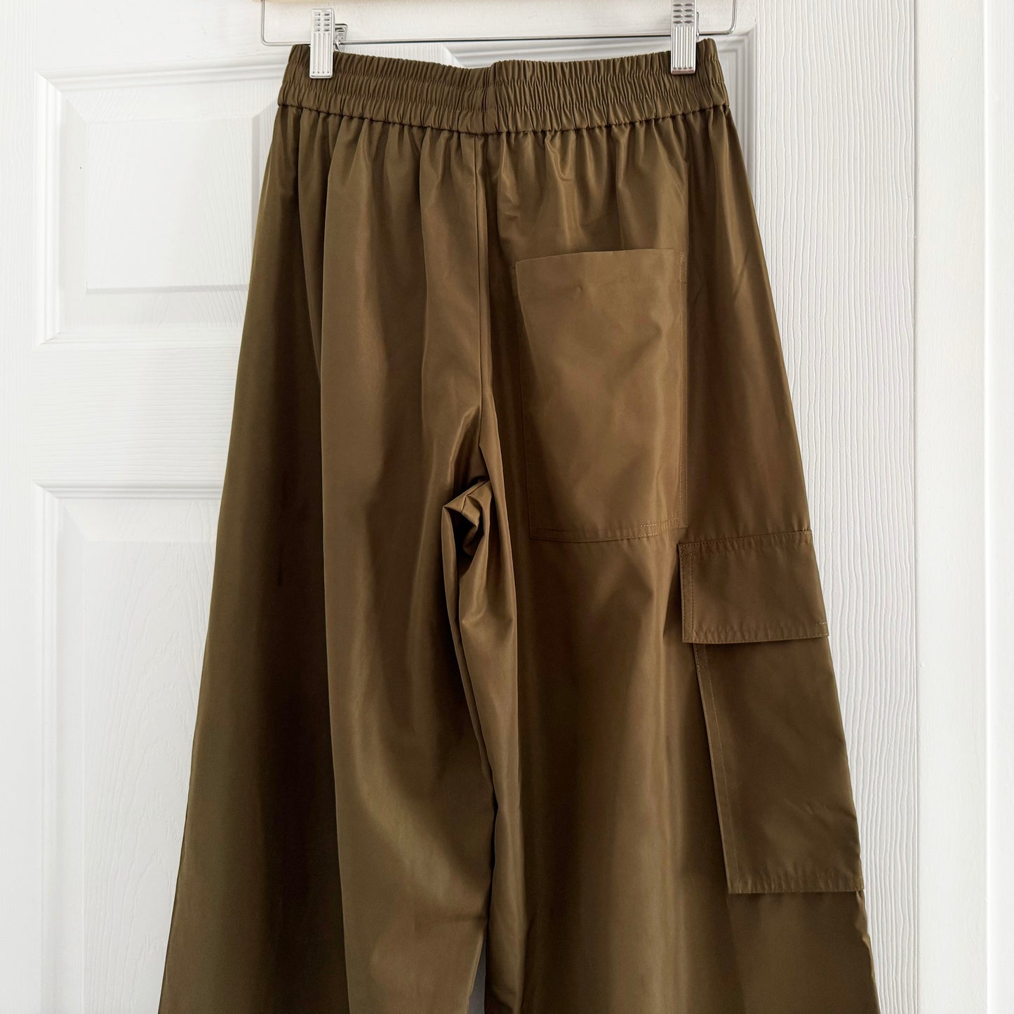 Tibi Italian Sporty Nylon Wide Leg Pull On Pants in "Wood", size XXS
