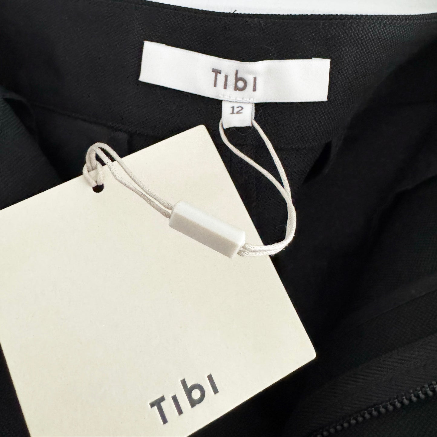 Tibi "Lennon" Grain De Poudre Pant in Black, size 12 (fits 10/12)