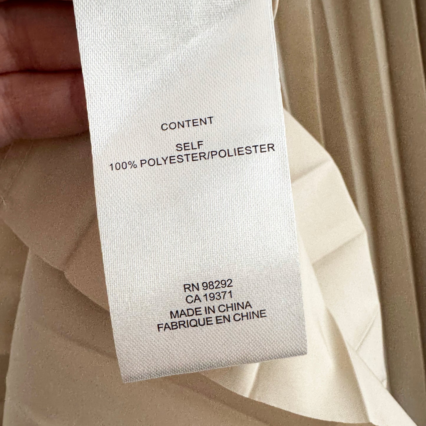 Tibi Italian Sporty Nylon Sunray Pleated Pull On Skirt in Beige, size Large