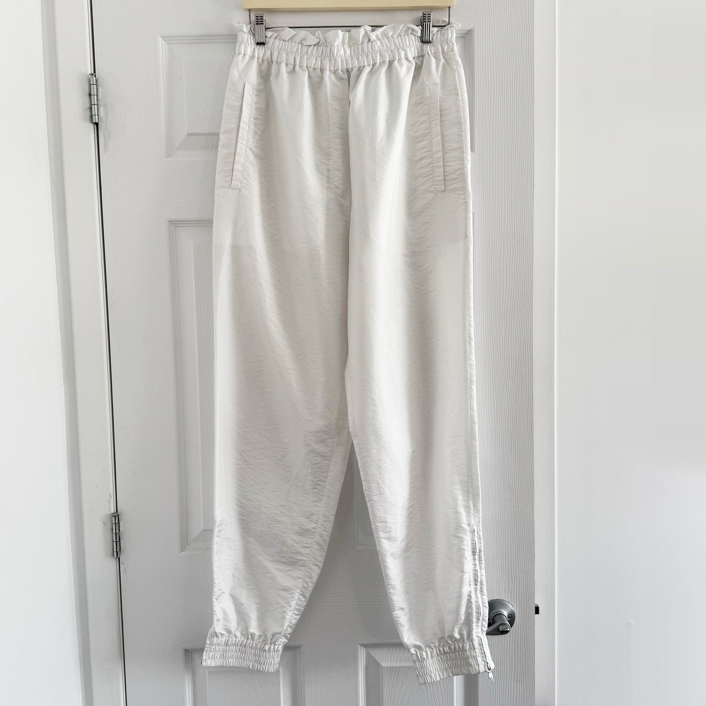 Tibi Sporty Nylon Paperbag Waist Pant in White, size Large