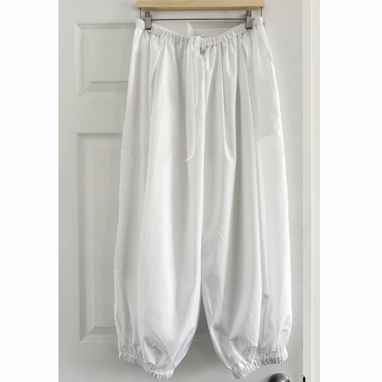 Tibi "Zeppelin" Pant in White, size Small (Regular Length)