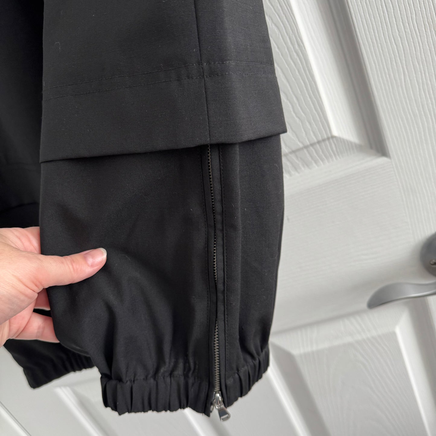 Tibi Tropical Wool "Wilt" Jogger (Longer version) in Black, size Medium