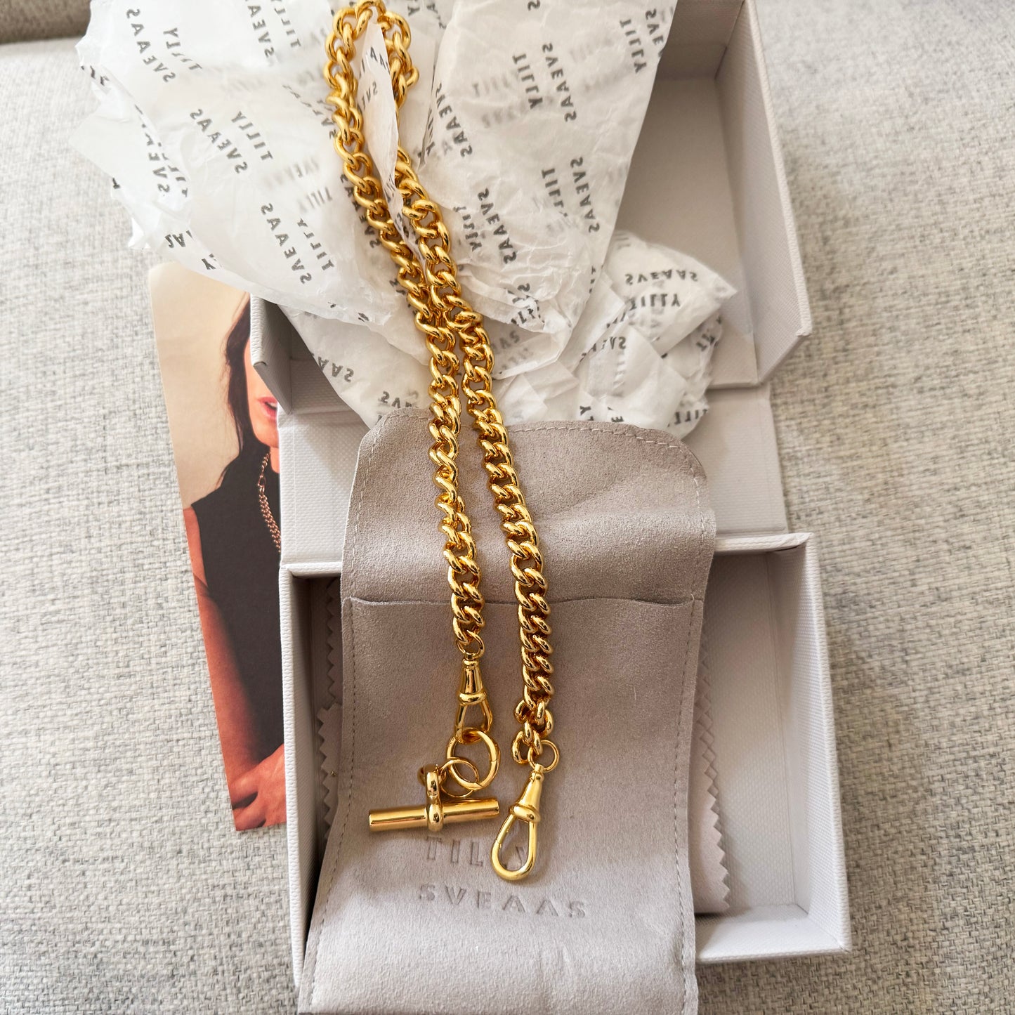 Tilly Sveaas Medium Gold T-bar on Medium Curb Clipt Necklace