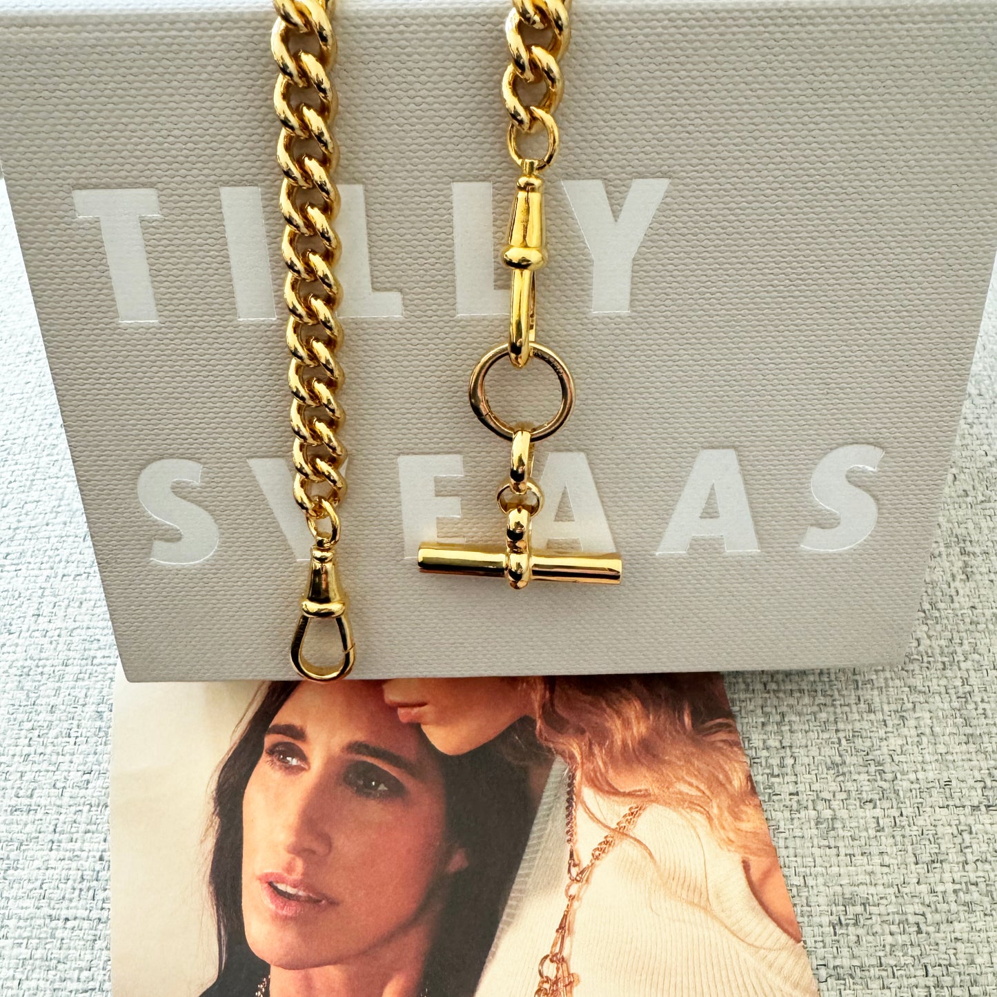 Tilly Sveaas Medium Gold T-bar on Medium Curb Clipt Necklace