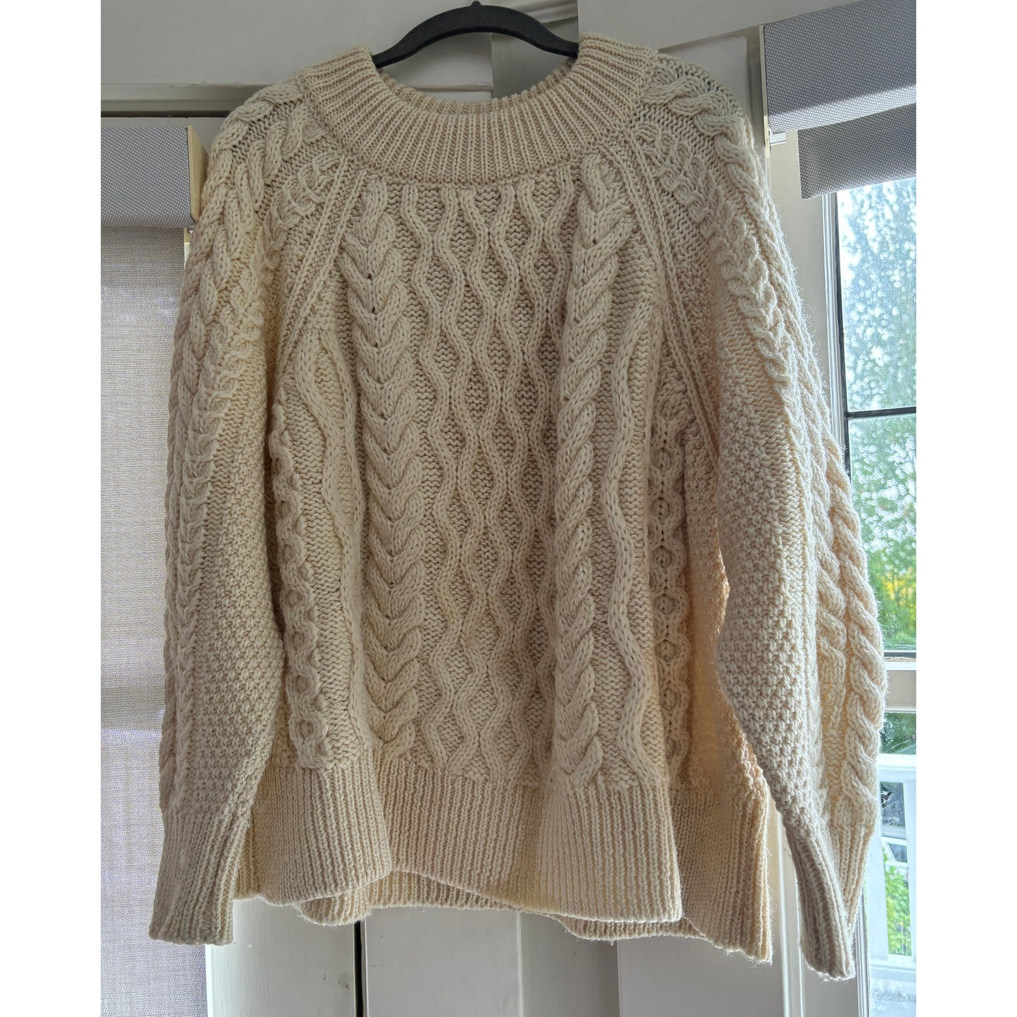 Toast Cable Knit Sweater in Ivory, size Large