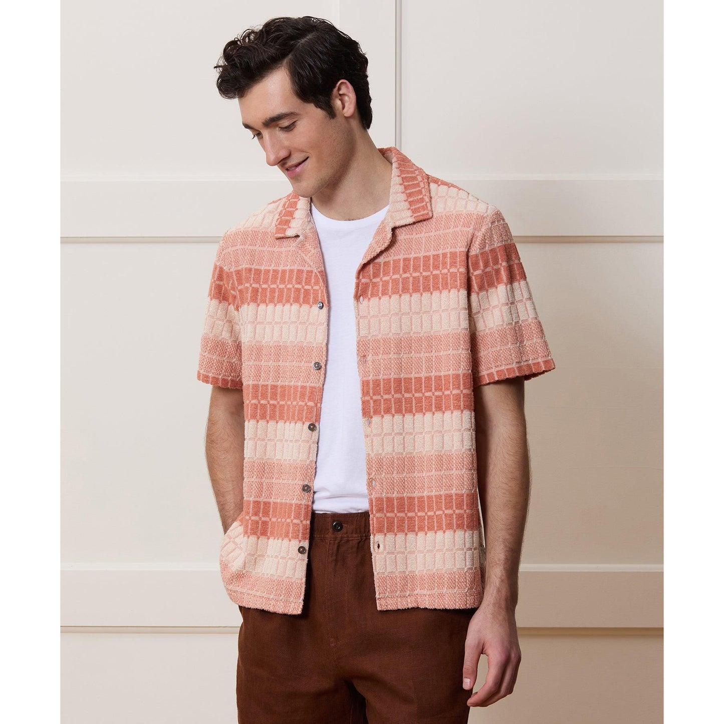 Todd Snyder Tile Terry Jacquard Polo Shirt in Warm Peach, size Medium