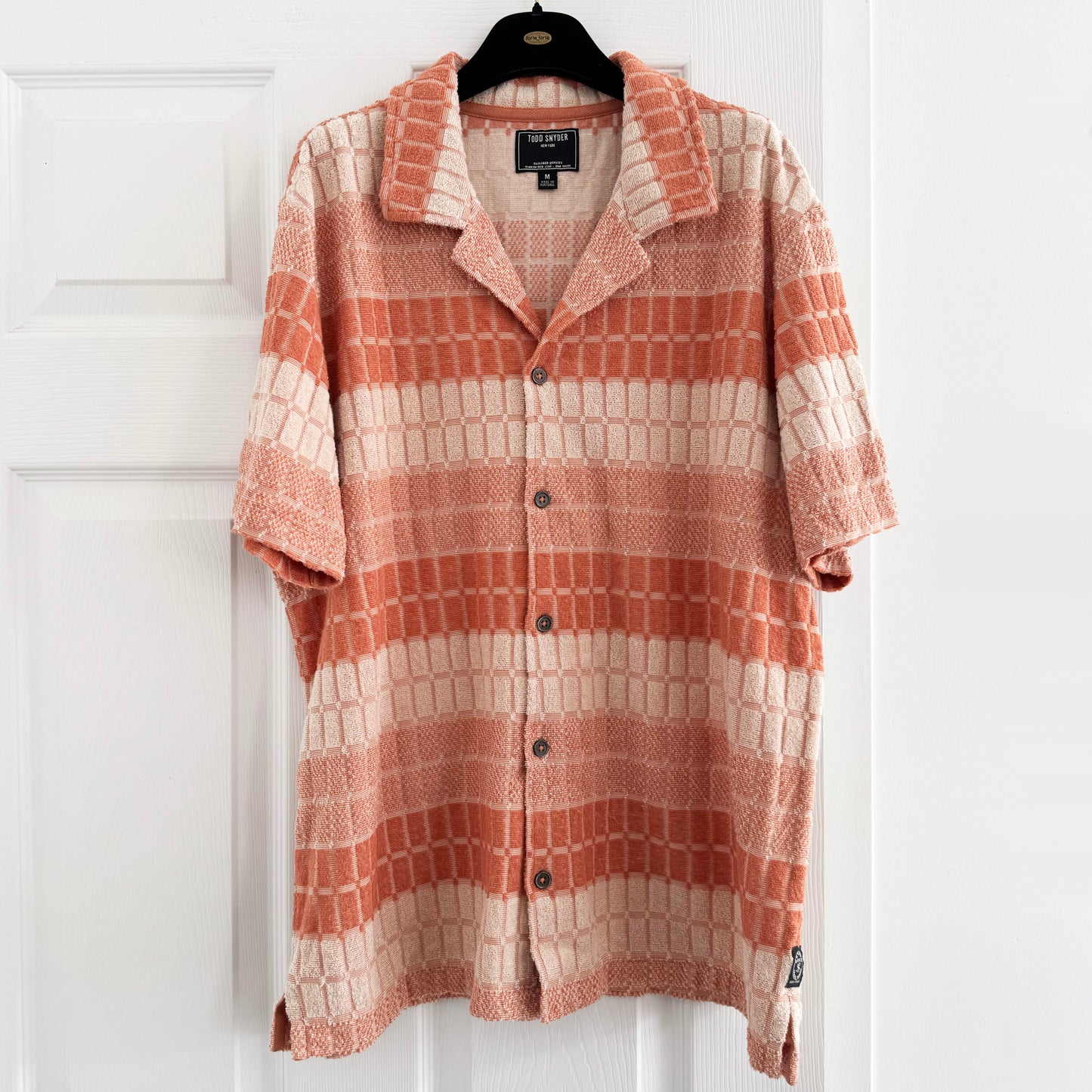 Todd Snyder Tile Terry Jacquard Polo Shirt in Warm Peach, size Medium
