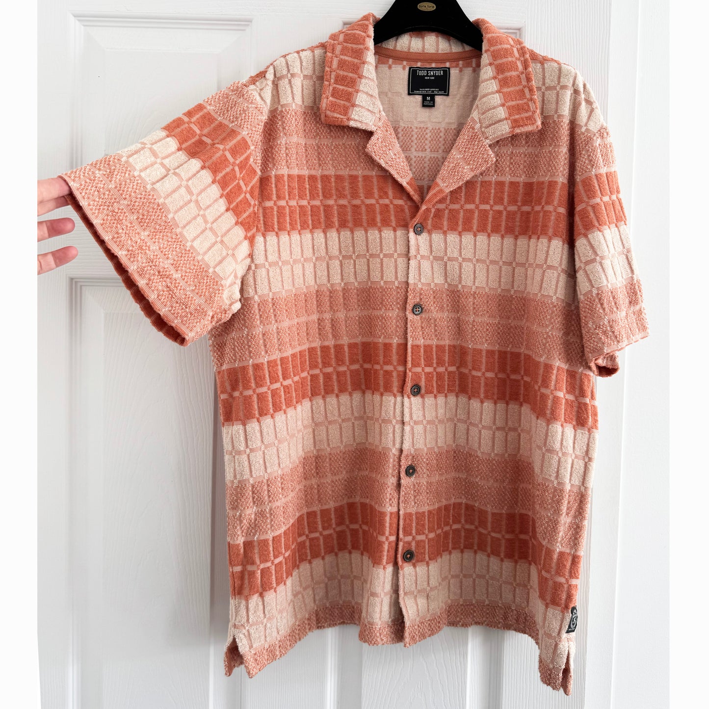 Todd Snyder Tile Terry Jacquard Polo Shirt in Warm Peach, size Medium