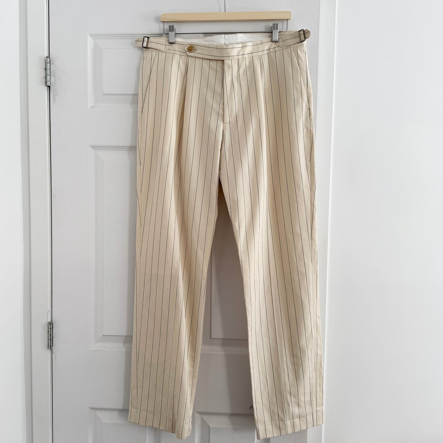 Todd Snyder Cotton/Linen Pinstripe Side Tab Trouser in Cream, size 33/32