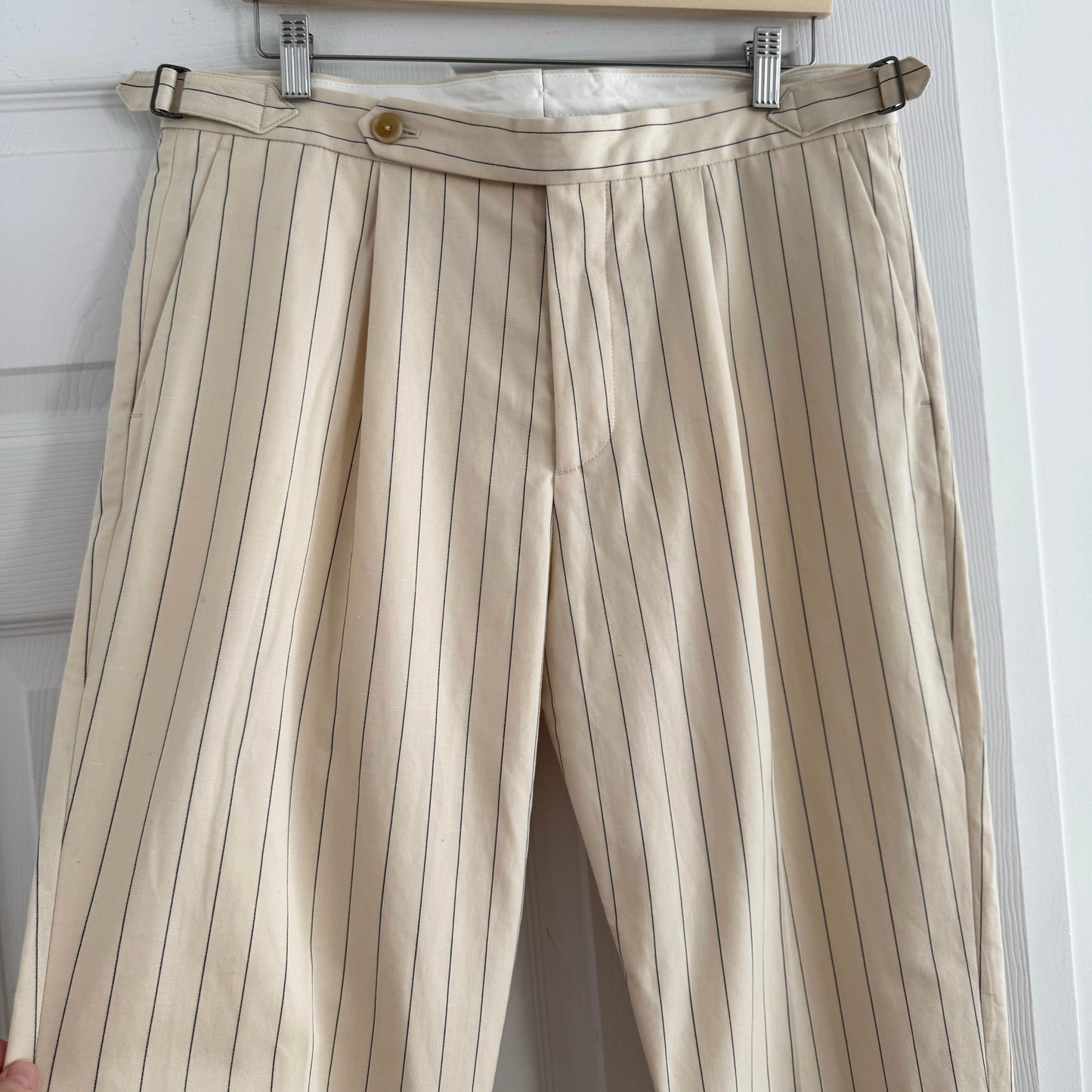 Todd Snyder Cotton/Linen Pinstripe Side Tab Trouser in Cream, size 33/32