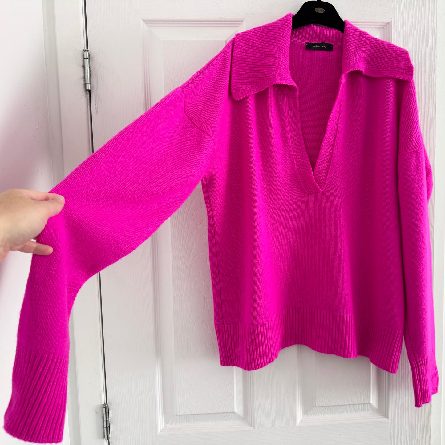 Made in Tomboy "Musa" Sweater in Hot Pink, size Small (Fits oversize)
