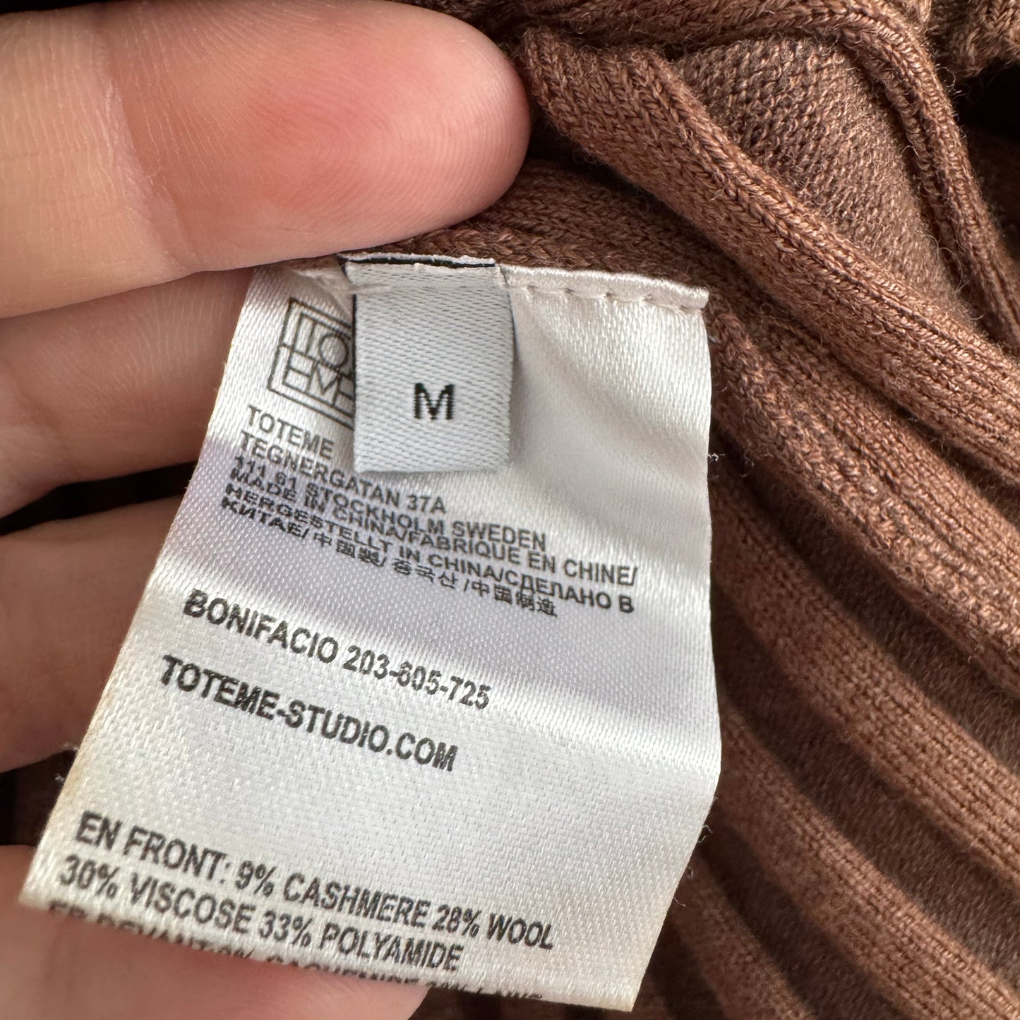 Toteme "Aviles" Ribbed Knit top w collar, size Medium (fits size small)