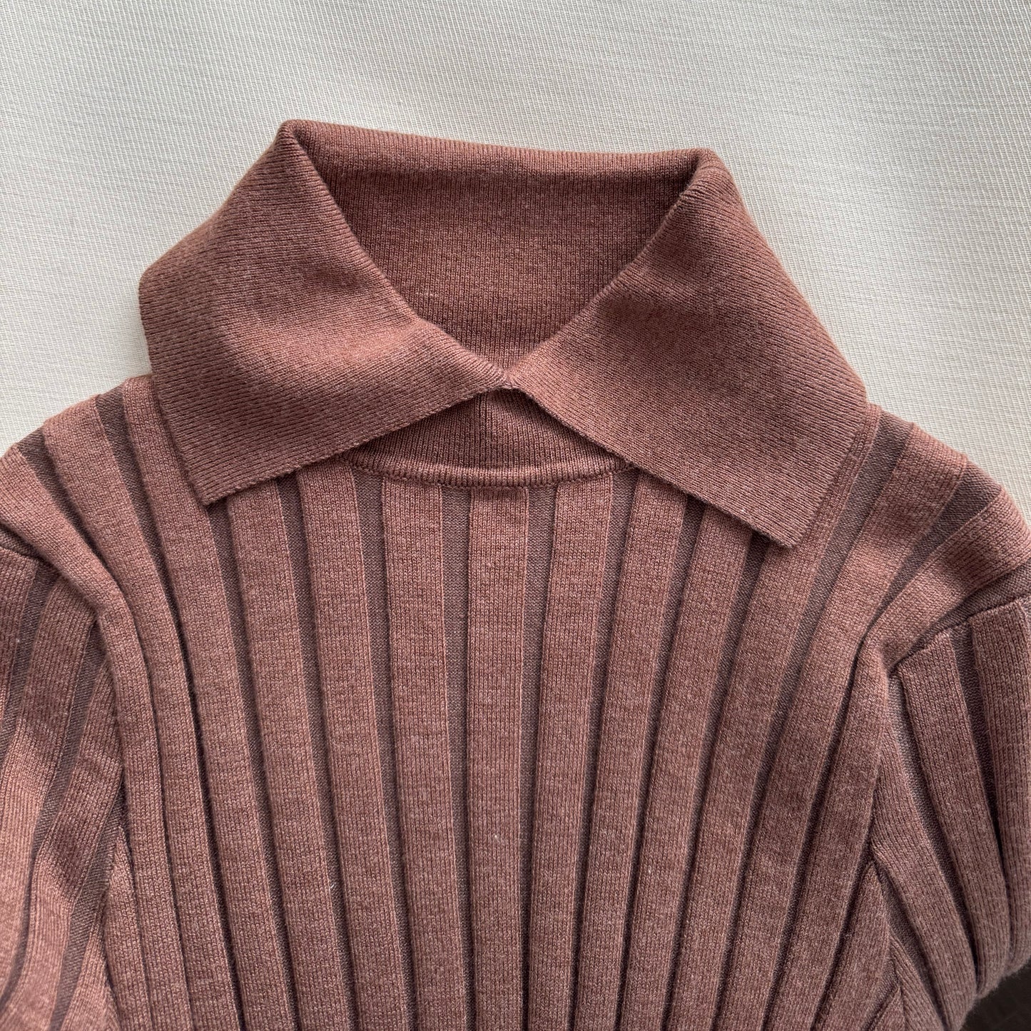 Toteme "Aviles" Ribbed Knit top w collar, size Medium (fits size small)