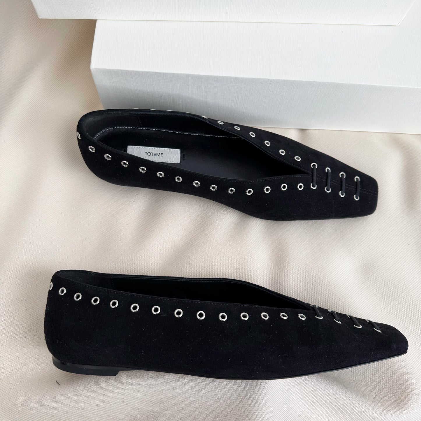 Toteme Suede Lace-up Flats in Black, size 38
