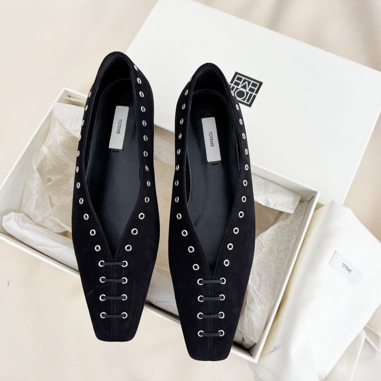 Toteme Suede Lace-up Flats in Black, size 38