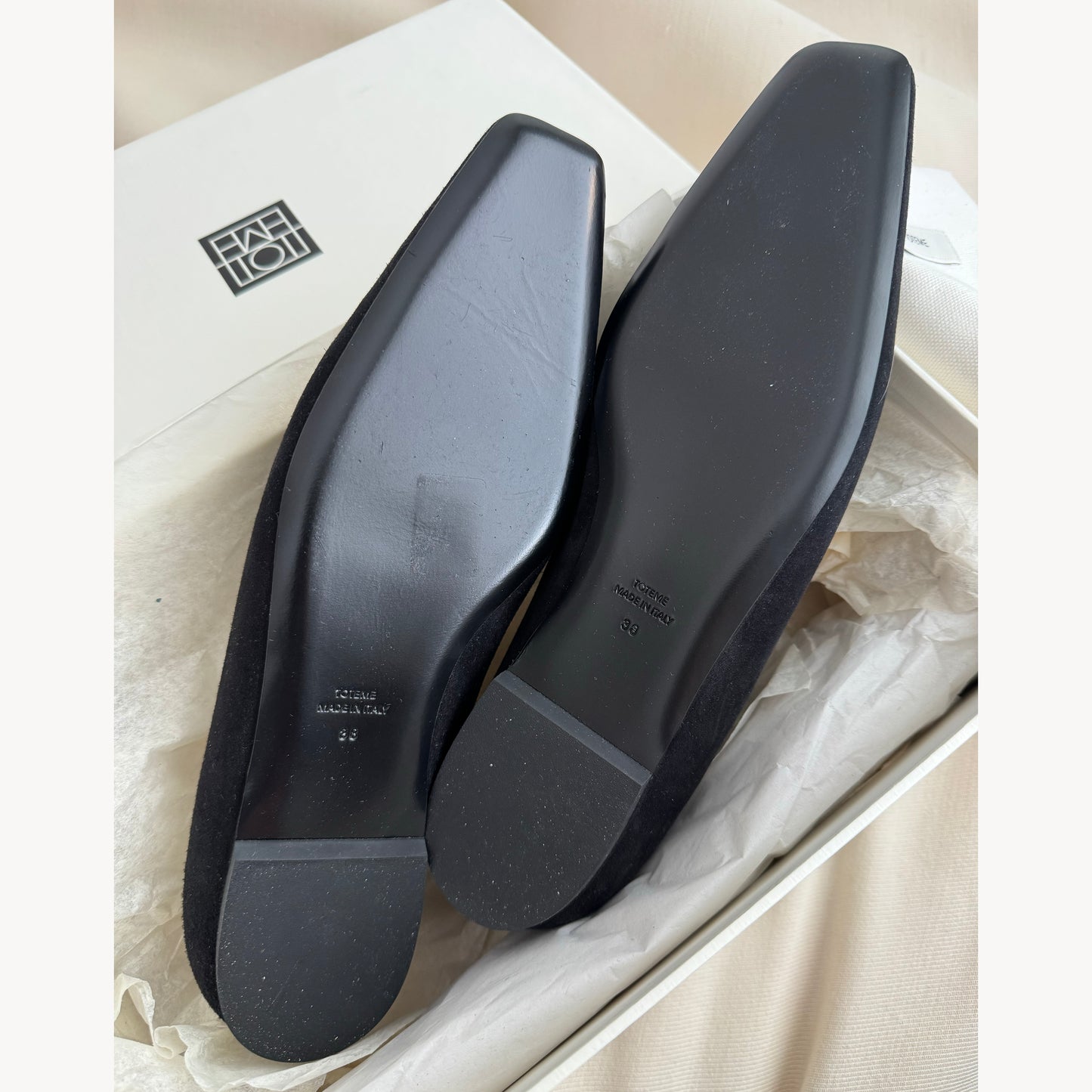 Toteme Suede Lace-up Flats in Black, size 38