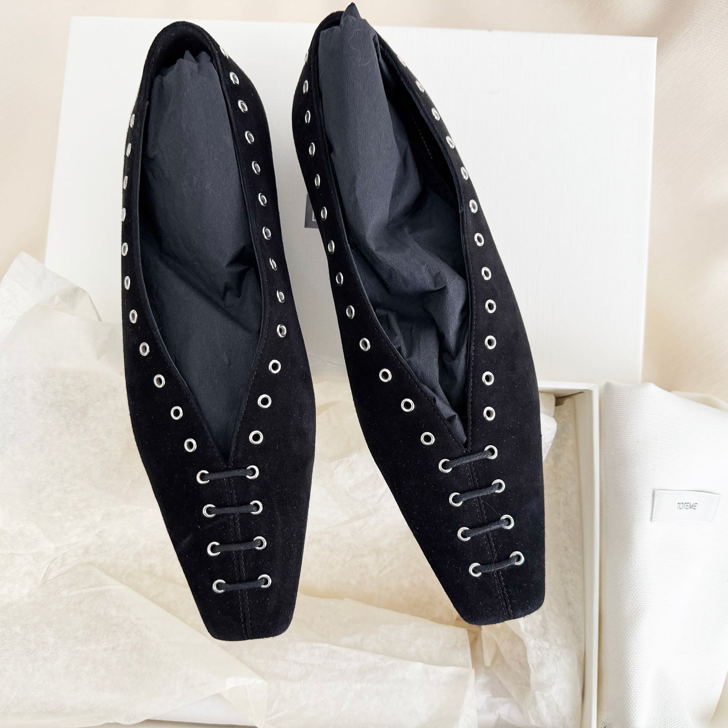 Toteme Suede Lace-up Flats in Black, size 38