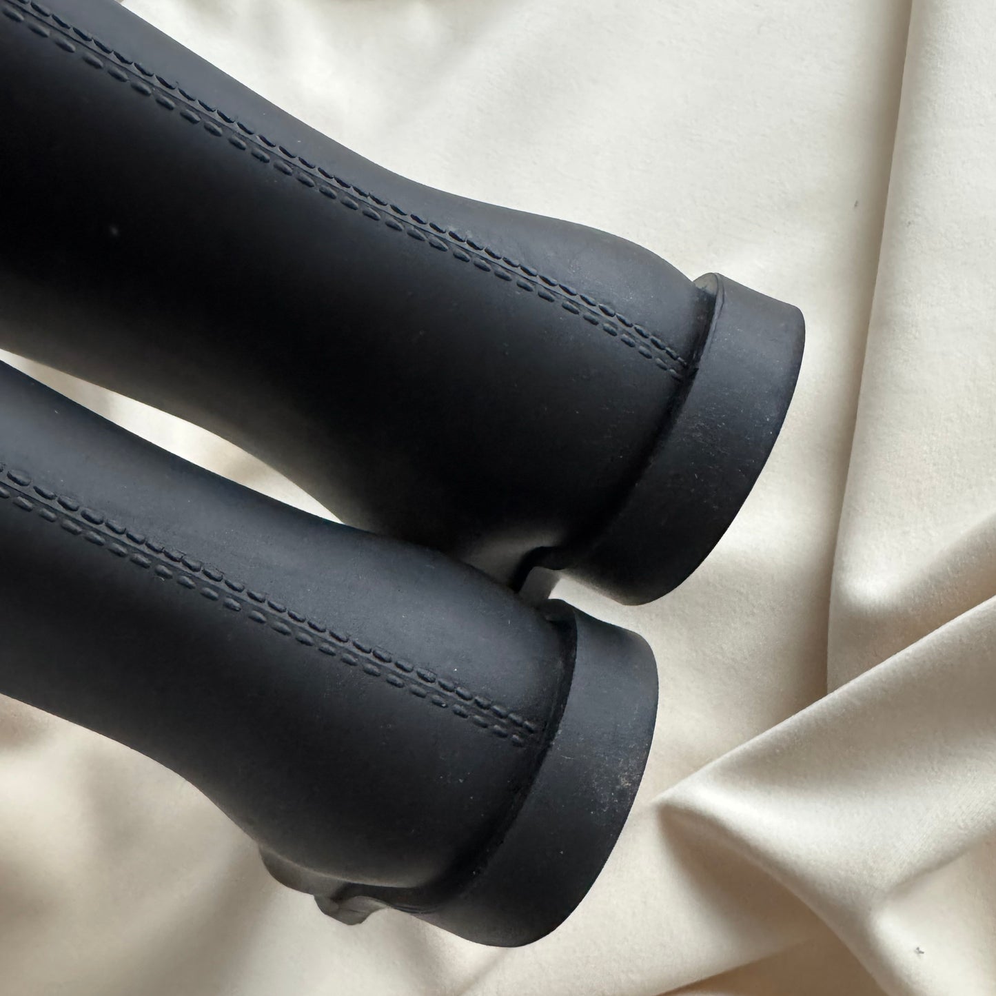 Toteme Rubber Rain Boots in Black, size 38