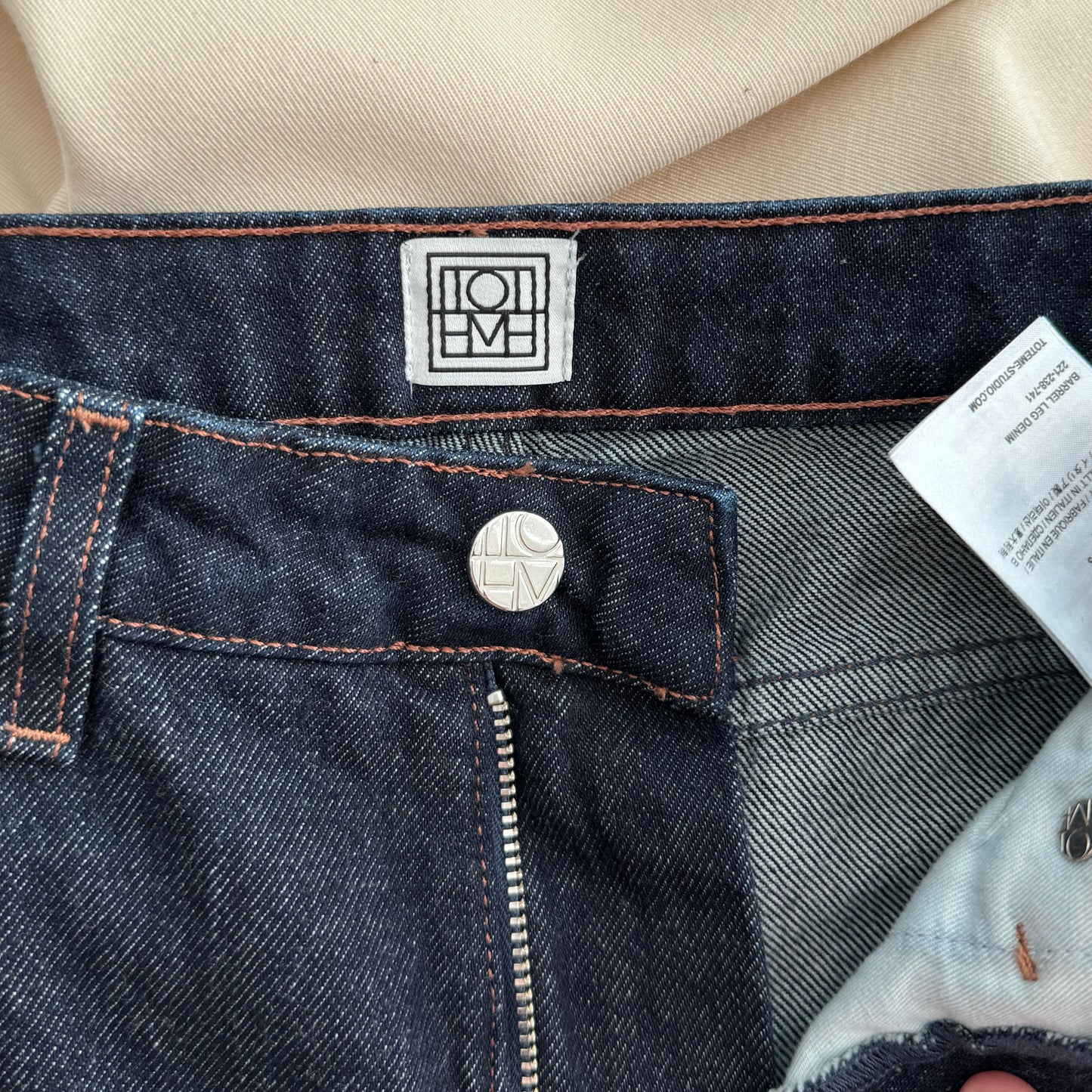 Toteme Barrel Leg Jeans in Raw Denim, size 28 (fits like 27)