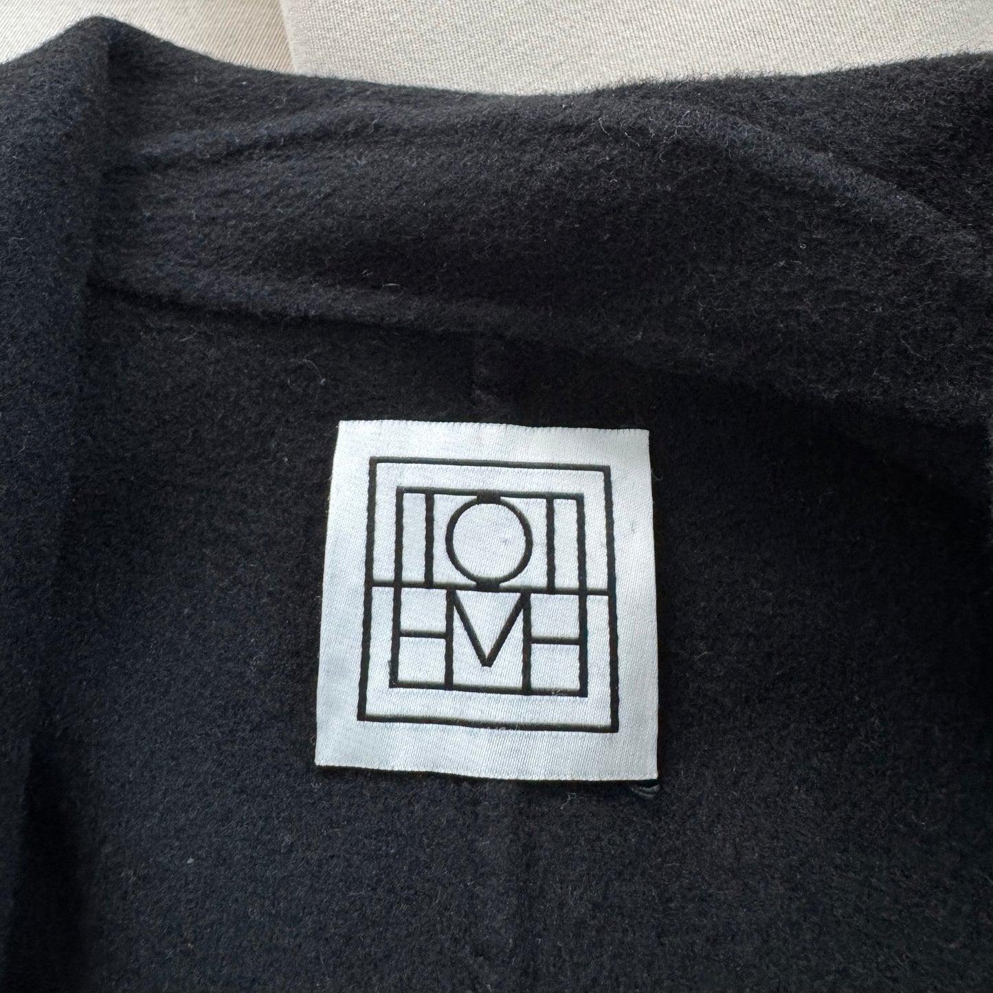 Totême Double Breasted Wool Jacket in Black, size 40 (fits M/L)