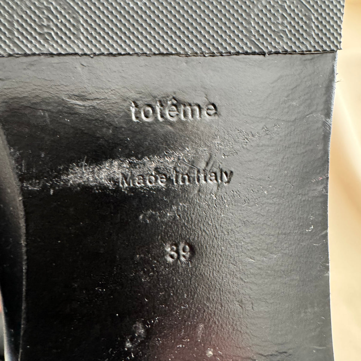 Toteme Riding Boots in Black, size 39