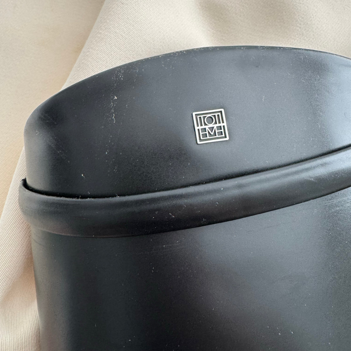 Toteme Riding Boots in Black, size 39
