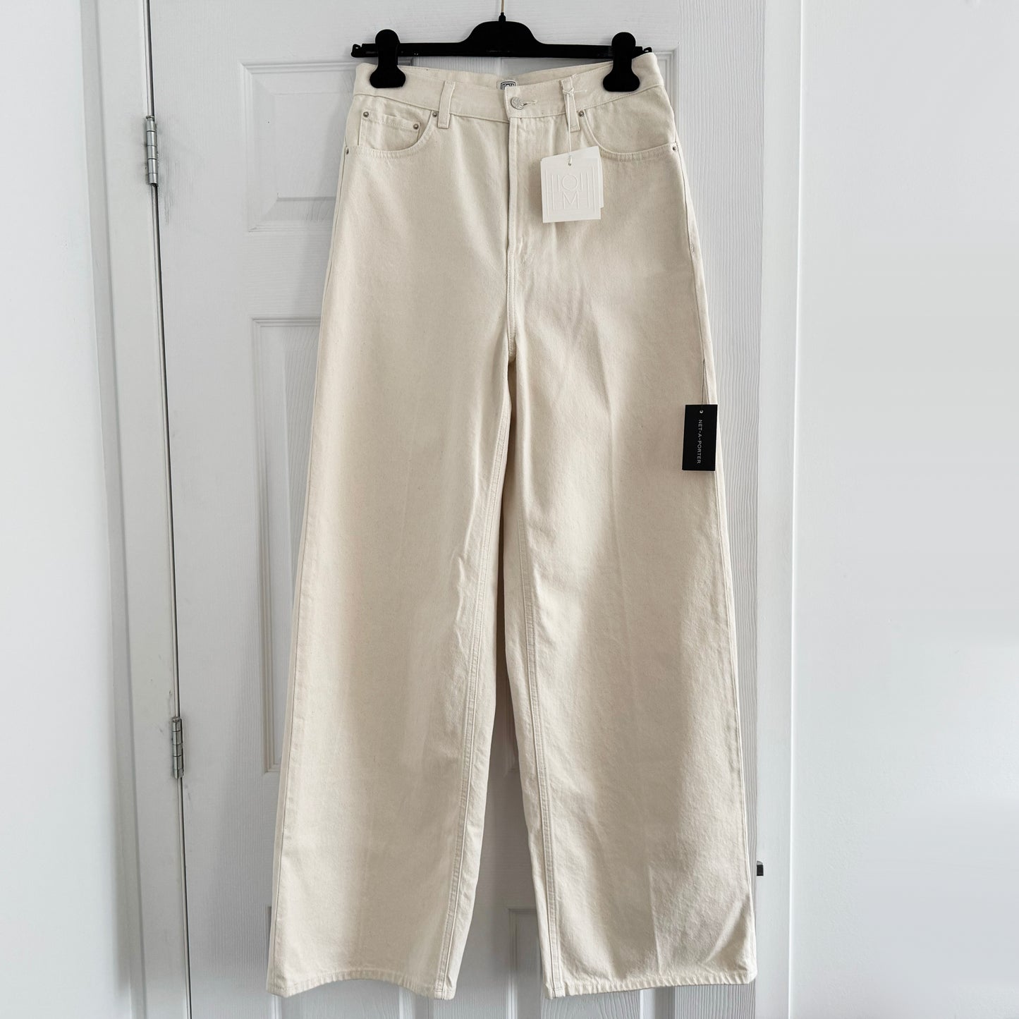 Toteme "Wide Leg Denim" in Ecru, size 30/32 (Fits Small!)