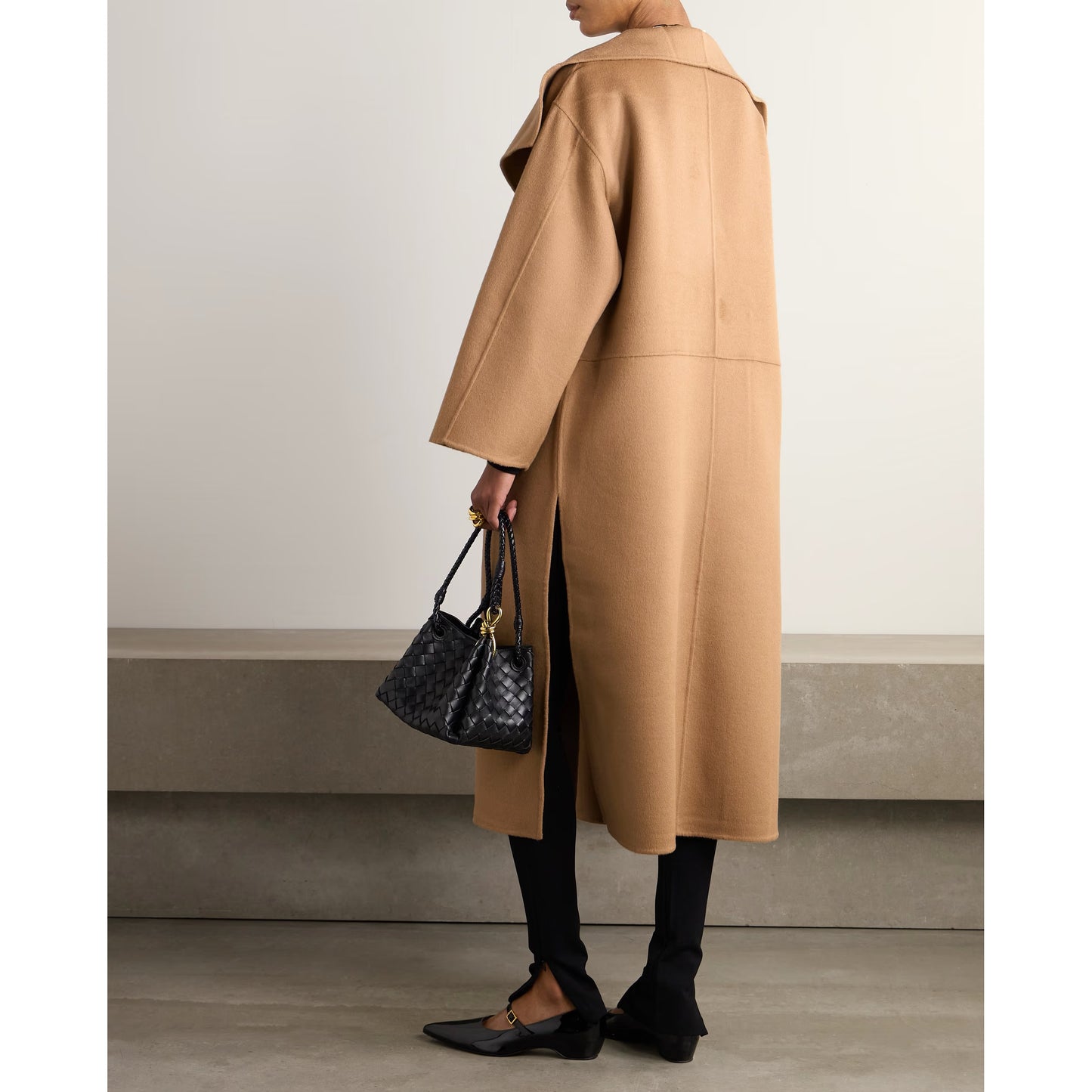 Totême Signature Doubleface Wool Coat in Camel, size Medium