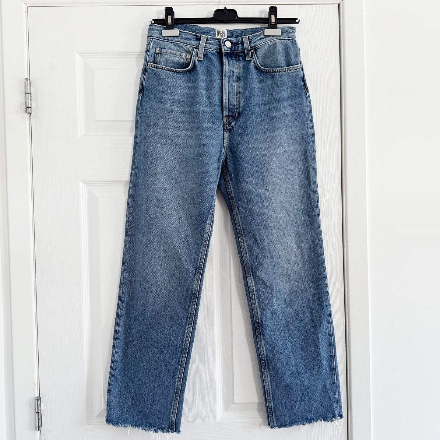 Toteme "Classic Cut" Jeans in "Worn Blue", size 27