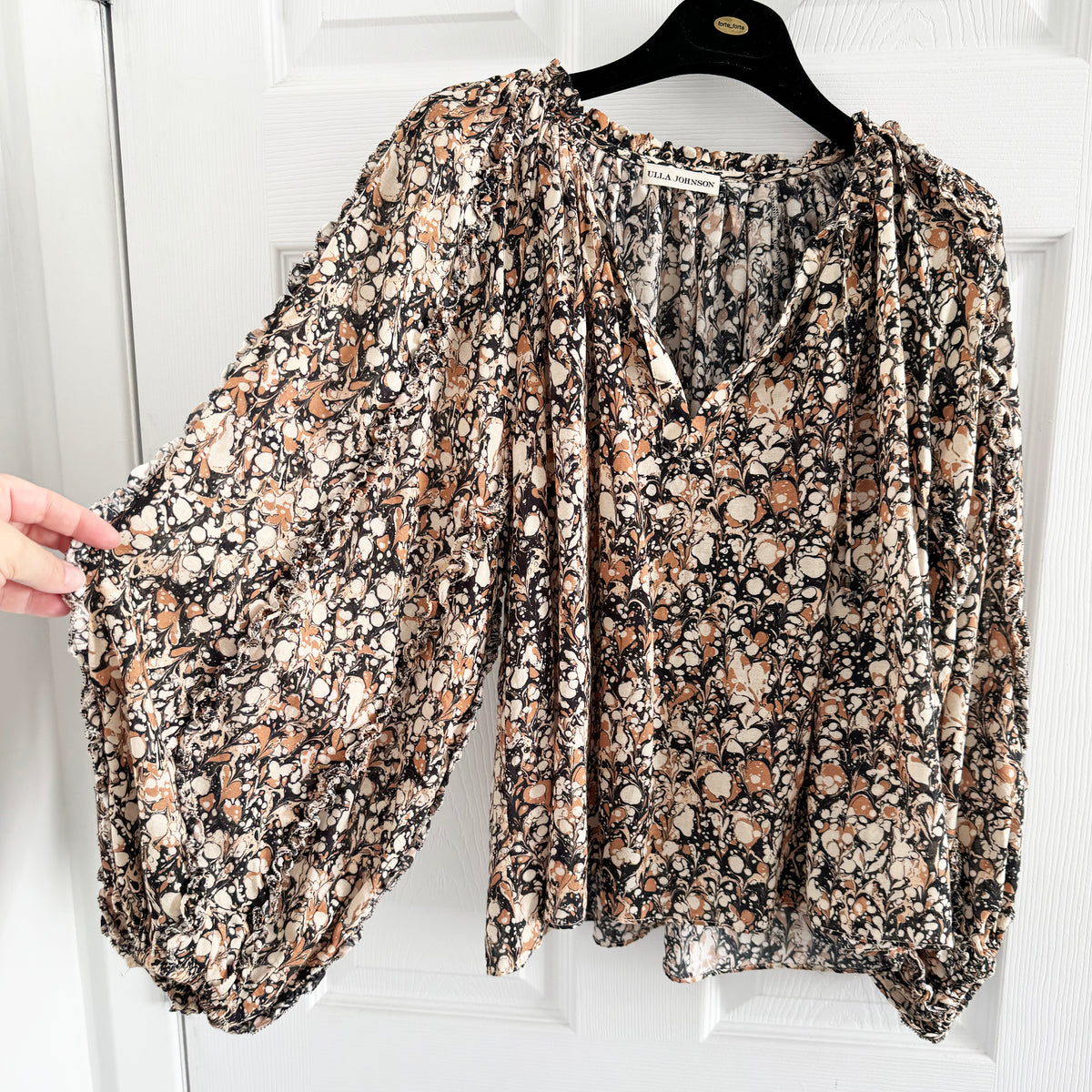Ulla Johnson "Kana" Top in Beige Marble, size 6