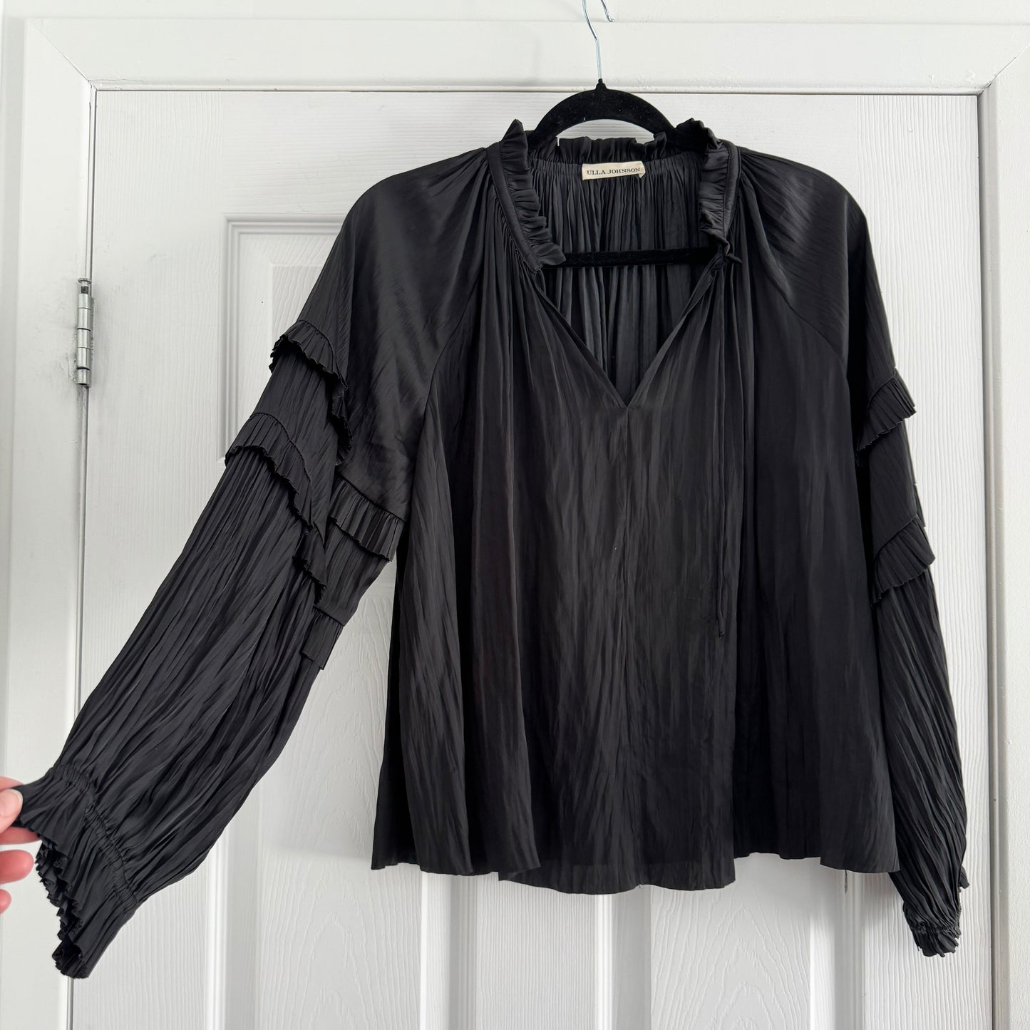Ulla Johnson "Carolina" Blouse in Black, size 4 (fits sizes 4-8)
