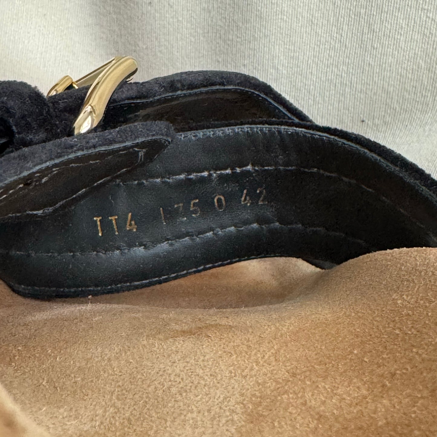 Valentino "Fussfriend" Velvet Slides in Black, size 42