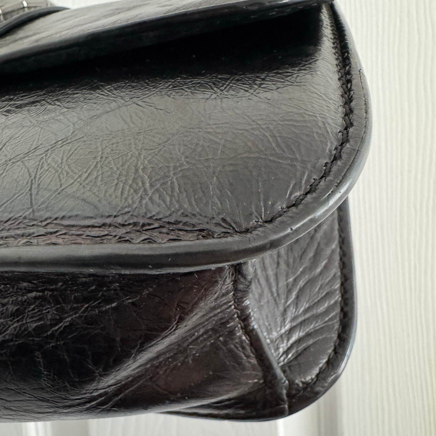 Valentino Garavani Glam Lock Bag in Black
