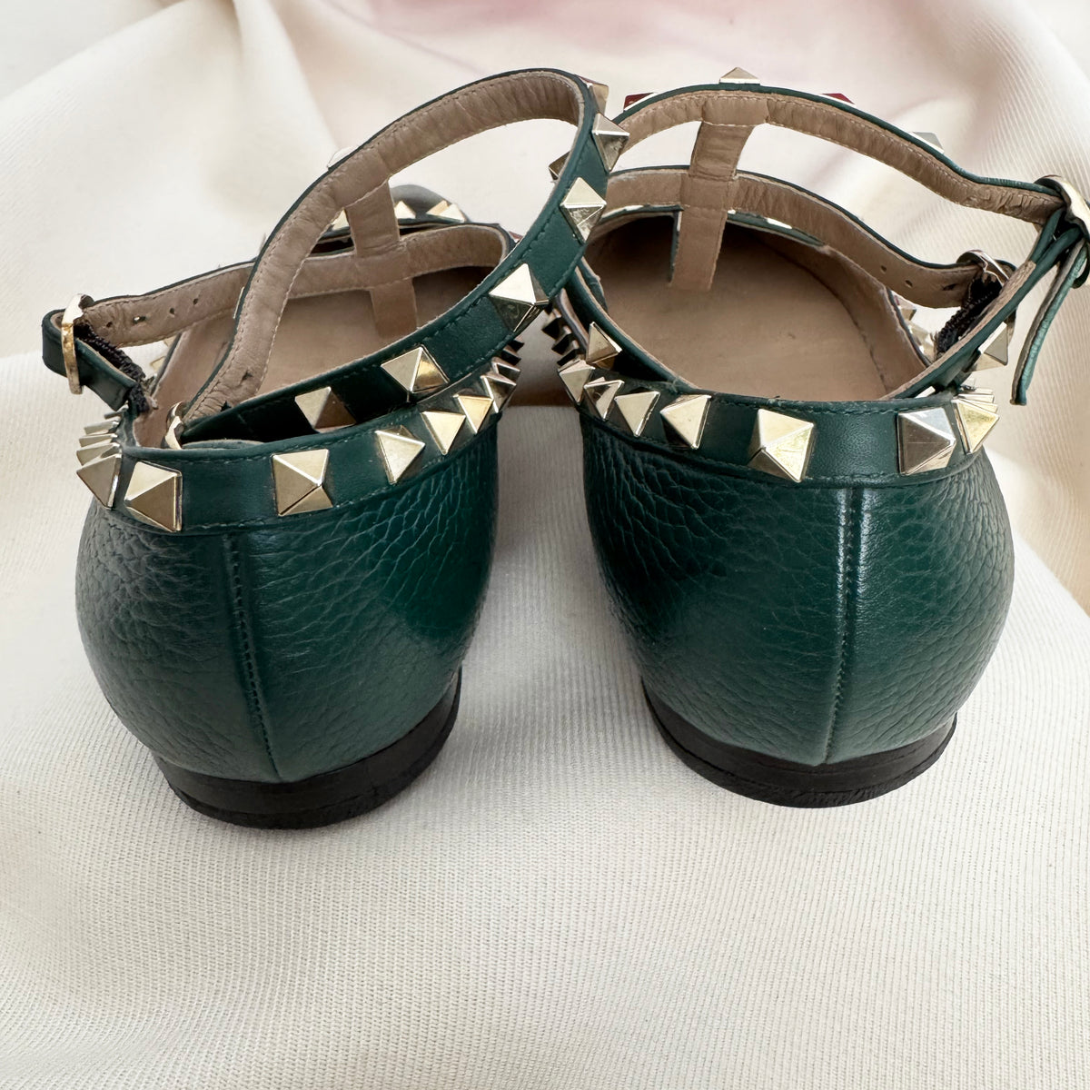 Valentino Rockstud Flats in Green, size 39 (fits like 8/8.5)