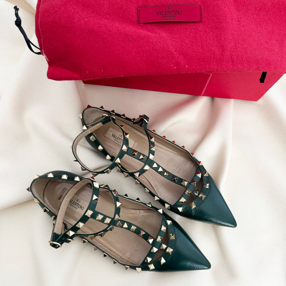 Valentino Rockstud Flats in Green, size 39 (fits like 8/8.5)