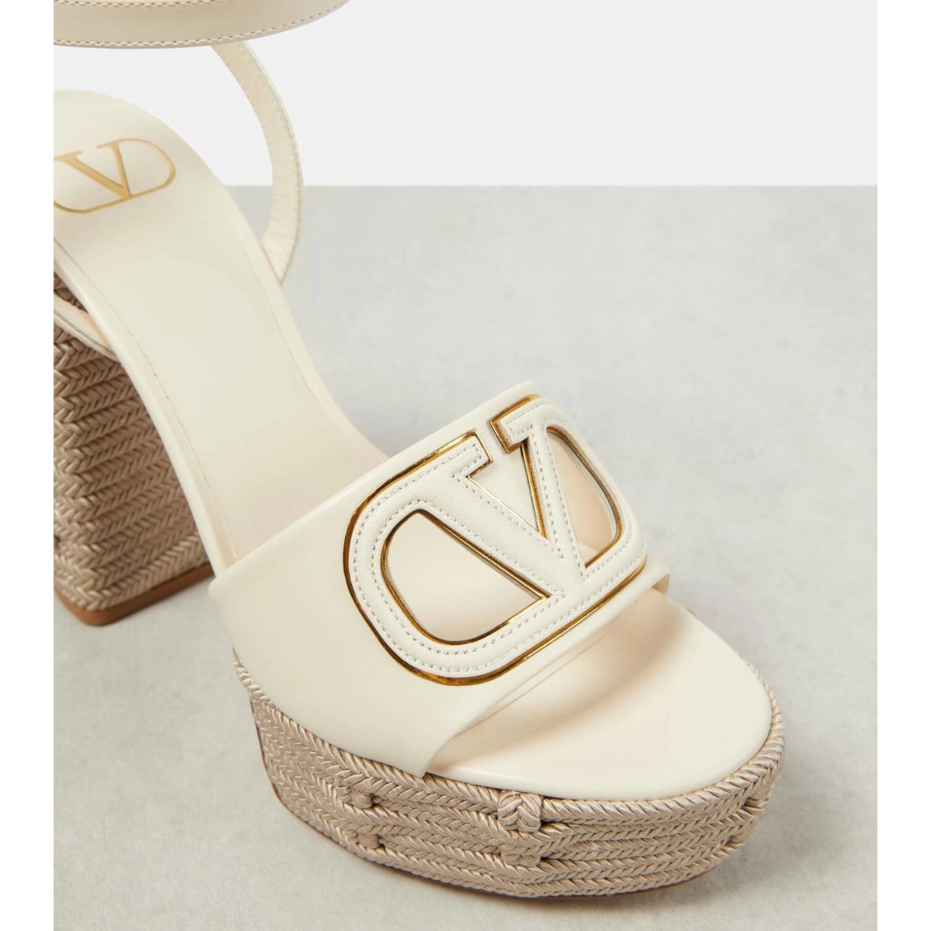 Valentino V-Logo Platform Sandals in Light Ivory/Antique Brass, size 39