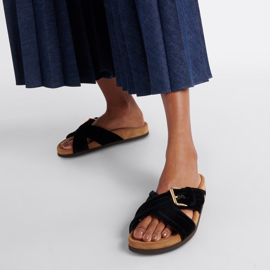 Valentino "Fussfriend" Velvet Slides in Black, size 42