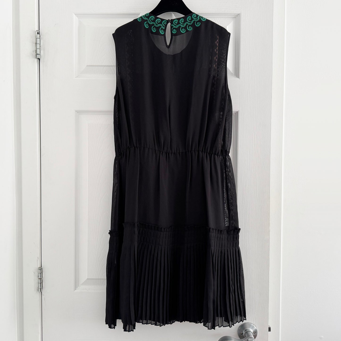 Vanessa Bruno Embroidered Silk Dress in Black, size 40