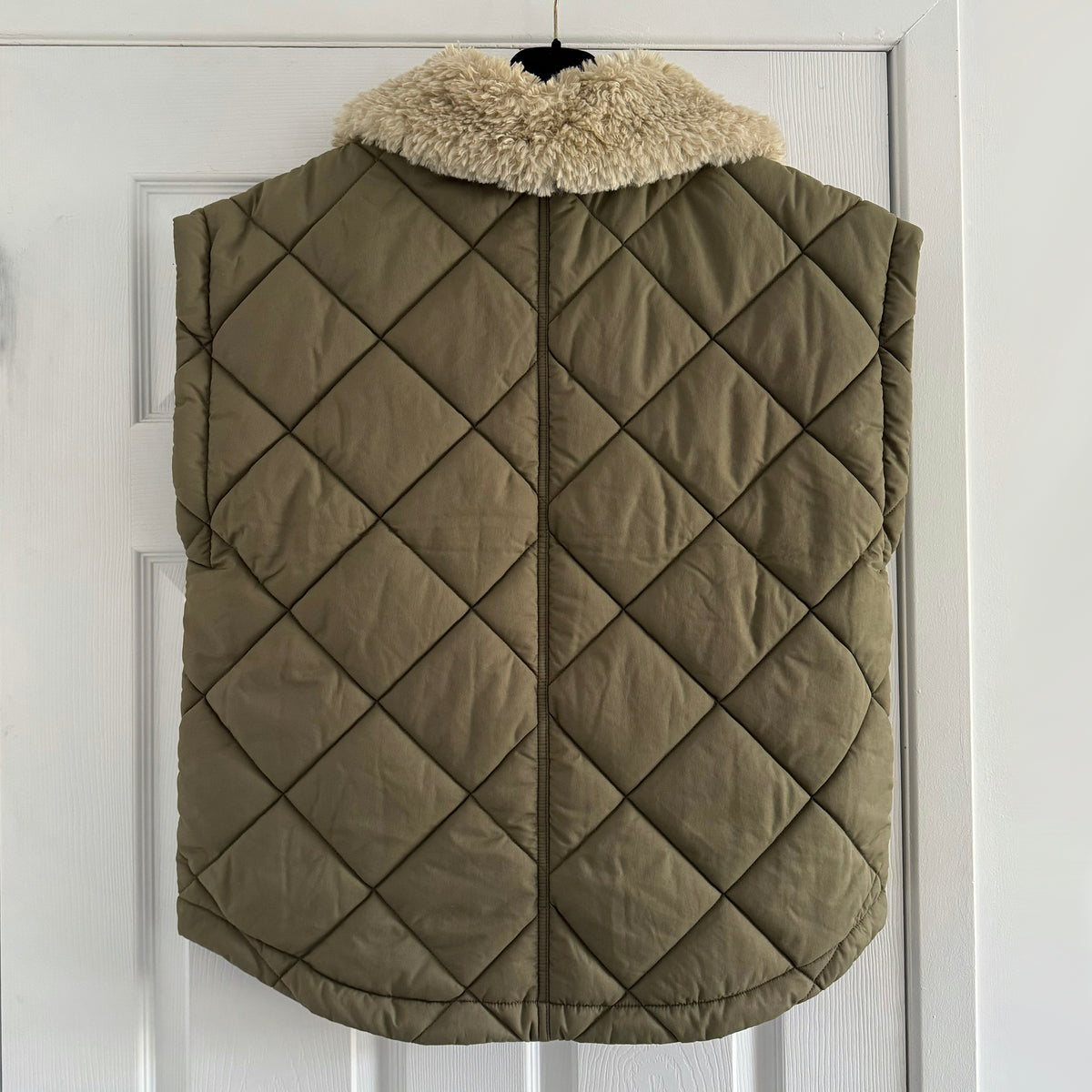 Vanessa Bruno "Basilica" Quilted Vest in Green, size M/L