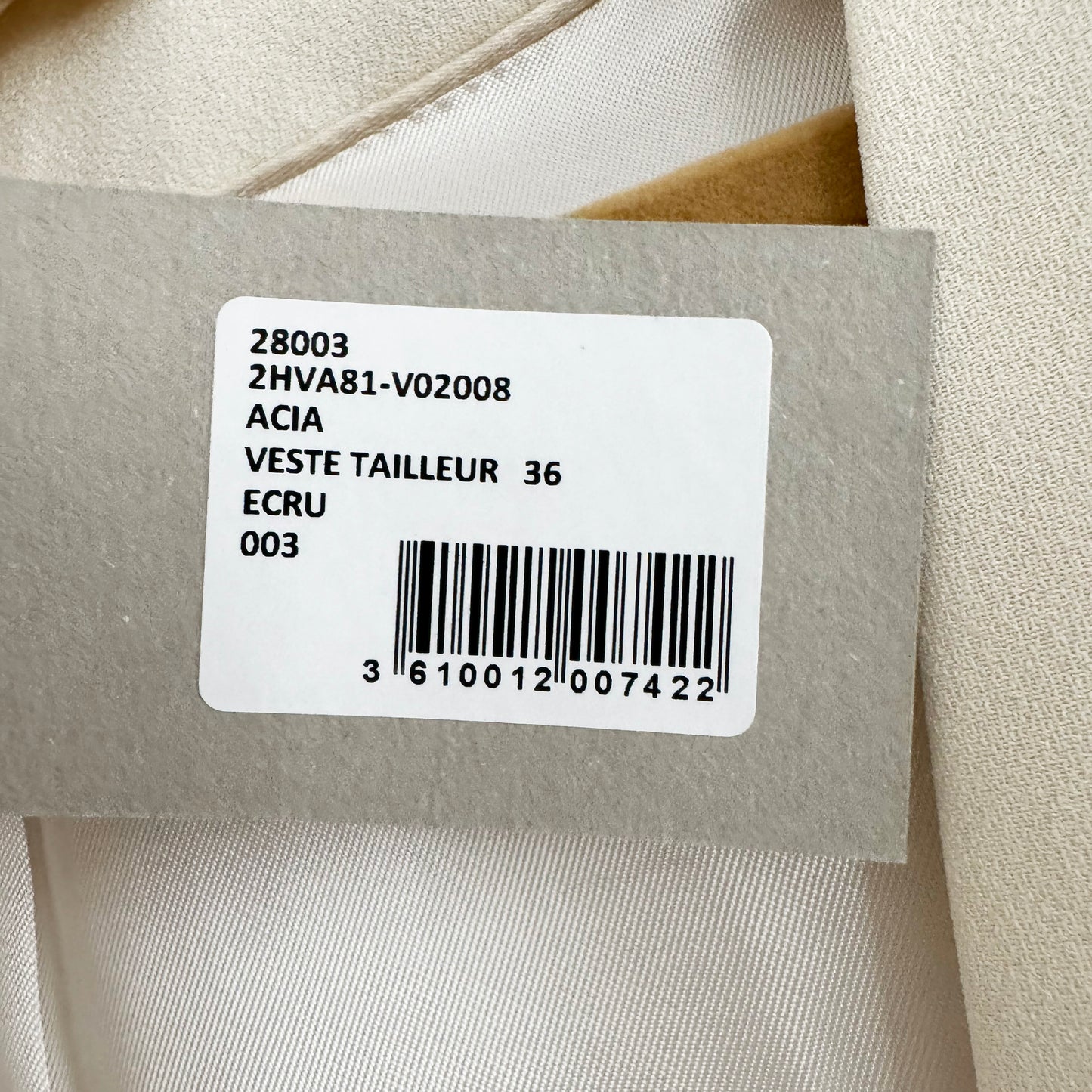 Vanessa Bruno "Acia" Ivory Crepe Collarless Blazer, size 36 (size 2)