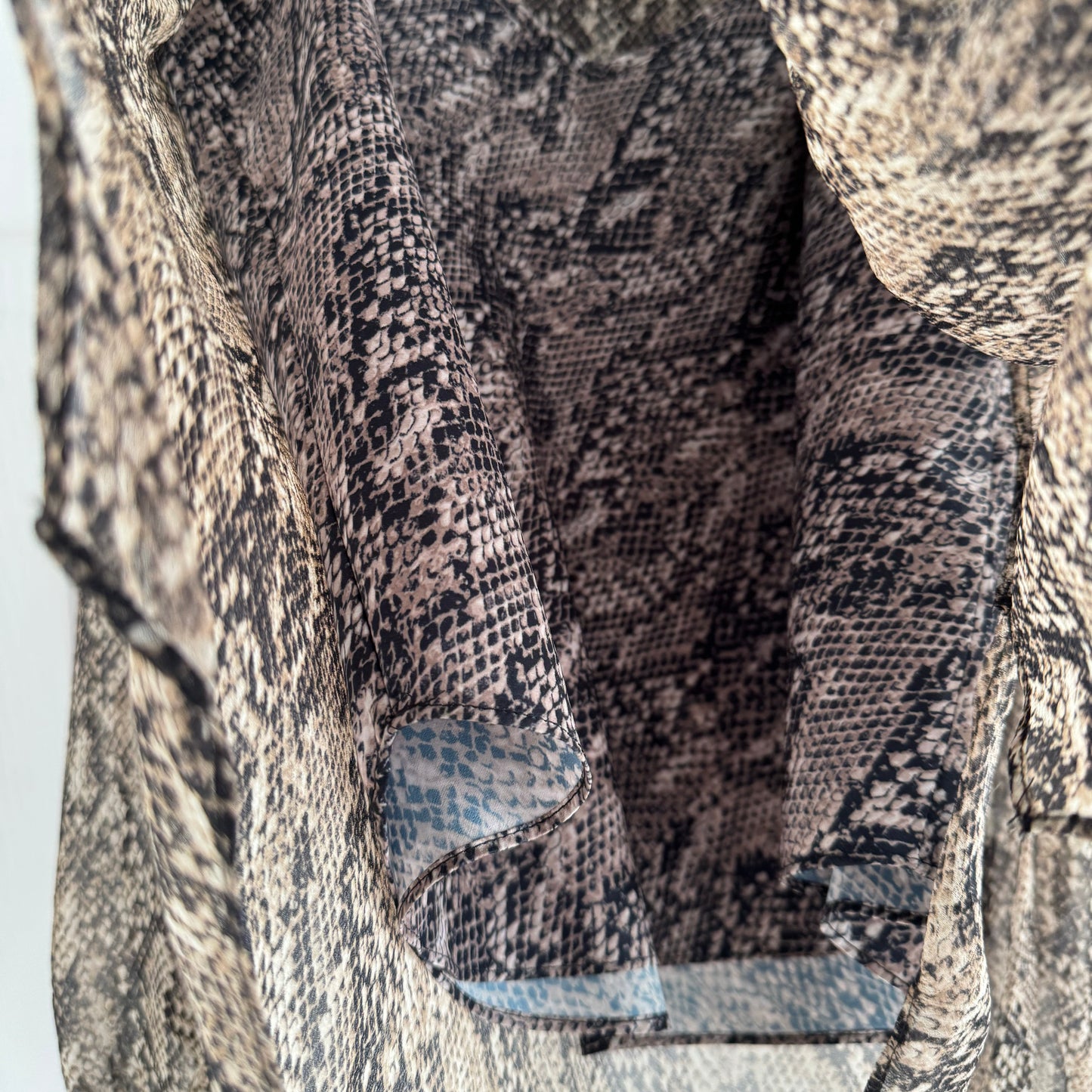 Veronica Beard "Lowell" Python Print top, size 2