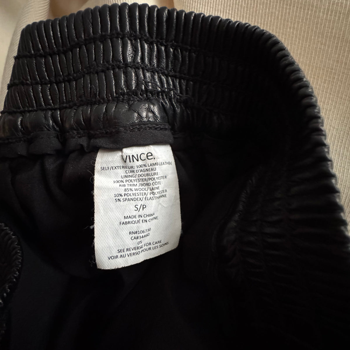 Haut sans manches Vince Army Green, taille Medium 65 $