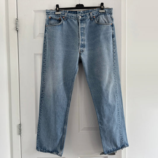 Vintage Levi's 501 Made in the USA, size 42 x 32 (fits like a modern womens's 34 in jeans)