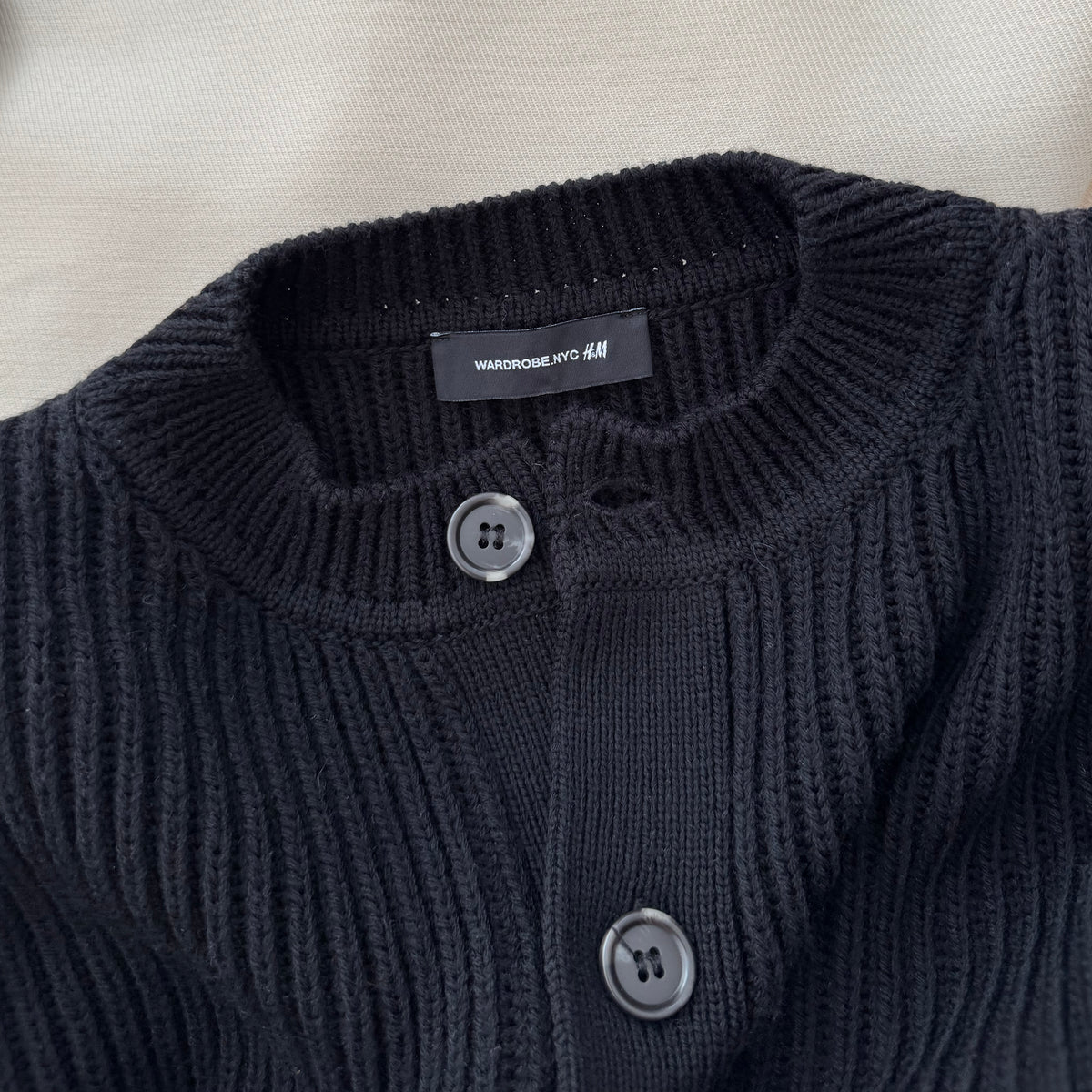 Wardrobe NYC x H&M Cropped Cardigan with Shoulder Pads in Black, size Small