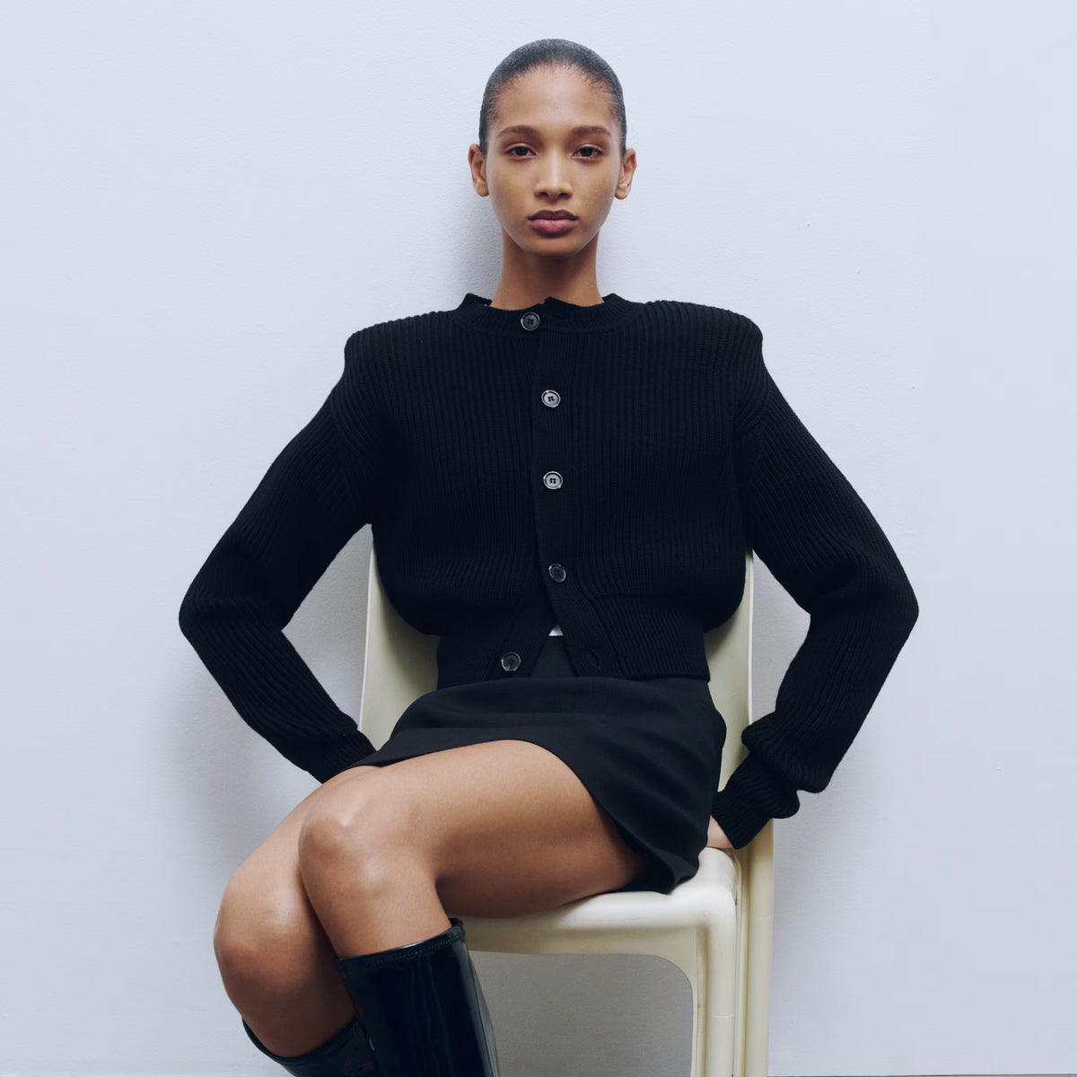 Wardrobe NYC x H&M Cropped Cardigan with Shoulder Pads in Black, size Small