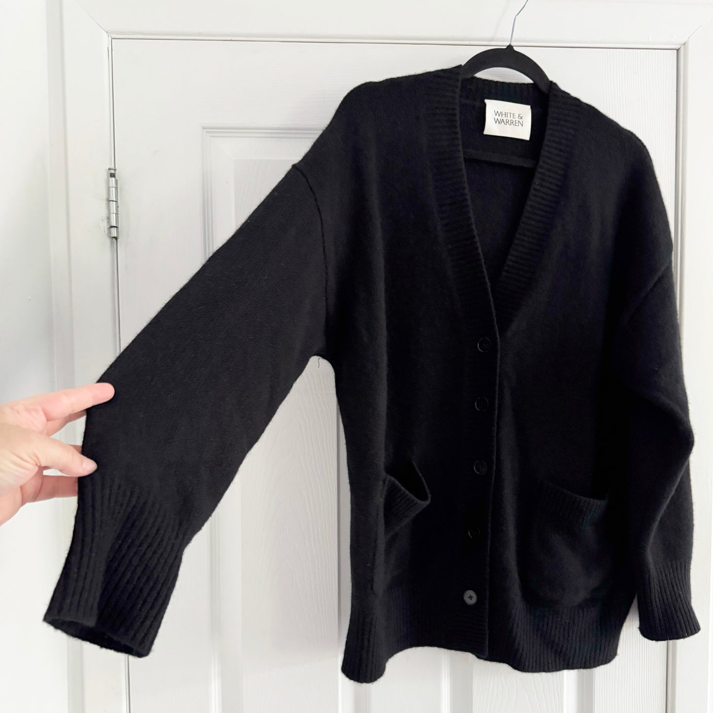 White + Warren Luxe Pocket Cashmere Sweater in "Black", Size Medium