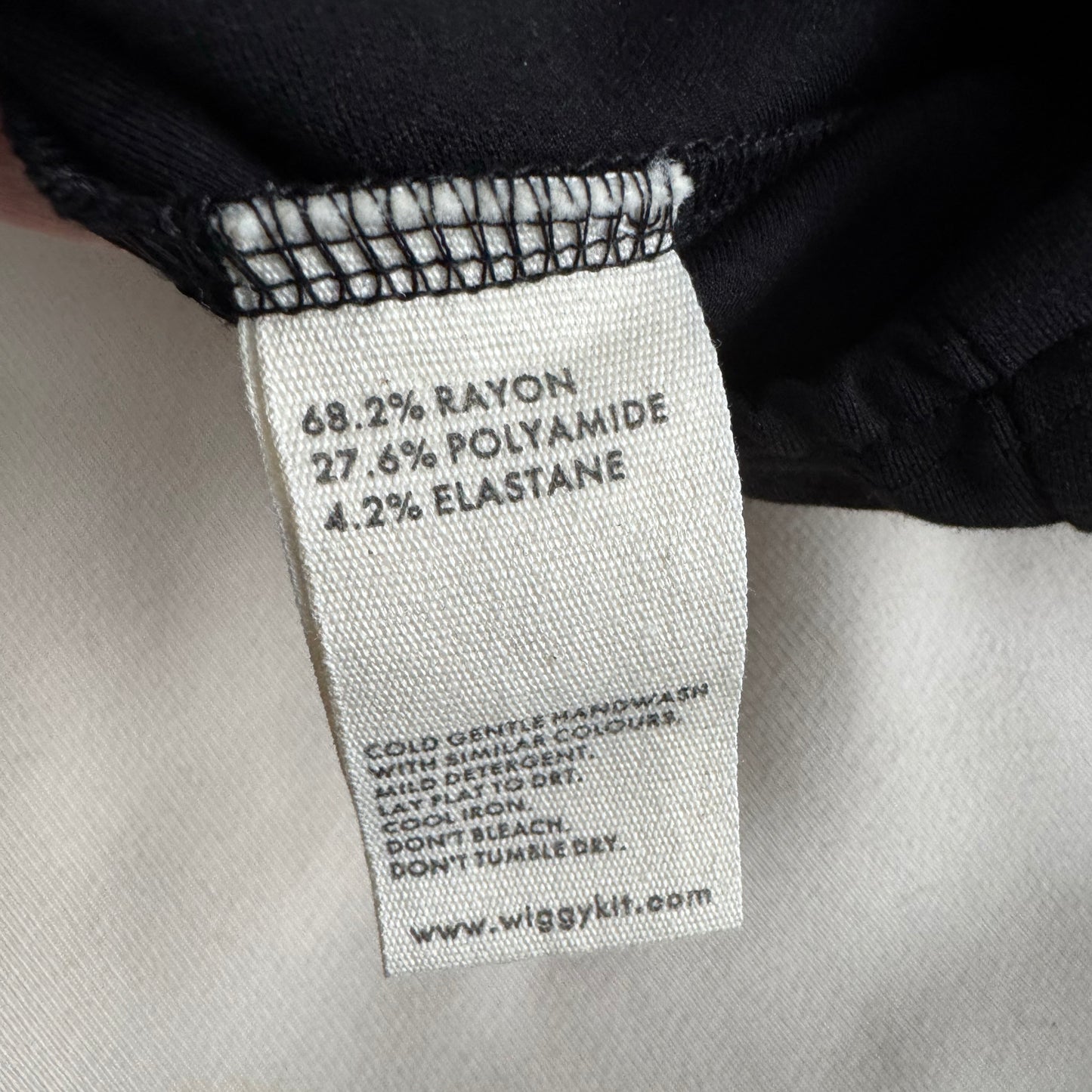 Wiggy Kit Off the Shoulder Bodysuit in Black, size Large